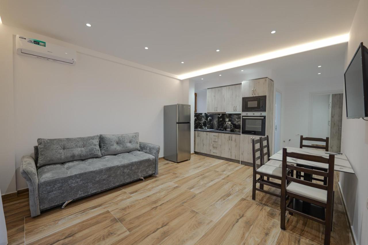 Apartment Maci Sarande